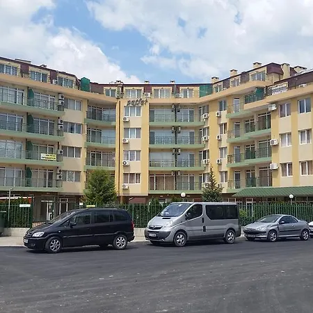 Апартаменты Pasat Солнечный берег